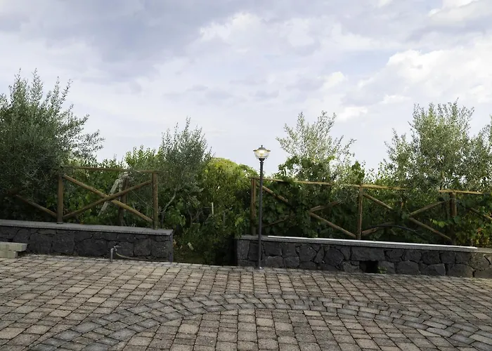 Casetta Delle Rose Sull\'Etna