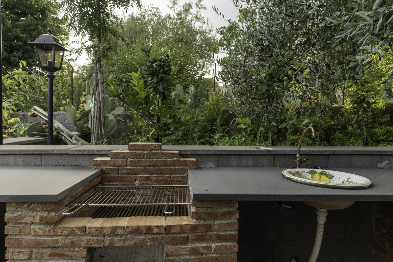 Casetta Delle Rose Sull'etna Holiday home *